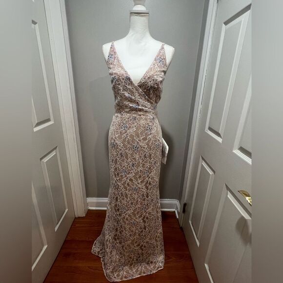 Dress the Population Helen Sleeveless Wrap Top Lace Gown size large NWT - Picture 2 of 15